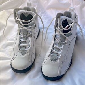 Nike Jordan True Flight White Black Red size 6.5